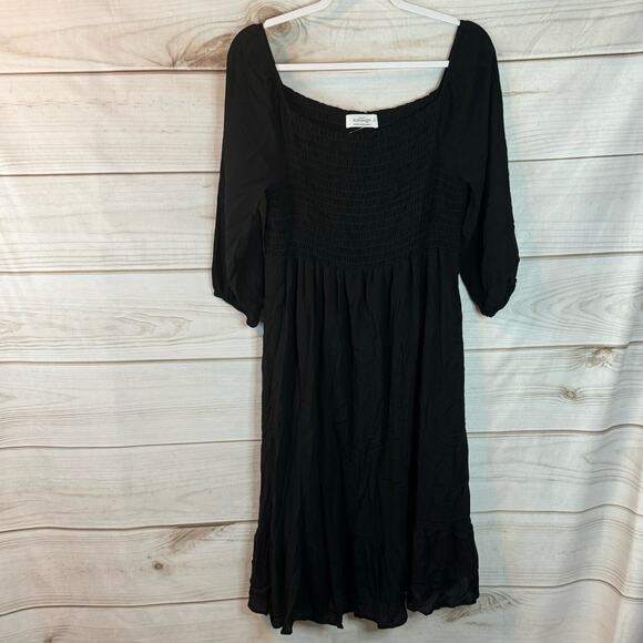 Kaileigh Black Smocked 3/4 Sleeve Mini Dress Size Large - Picture 1 of 5